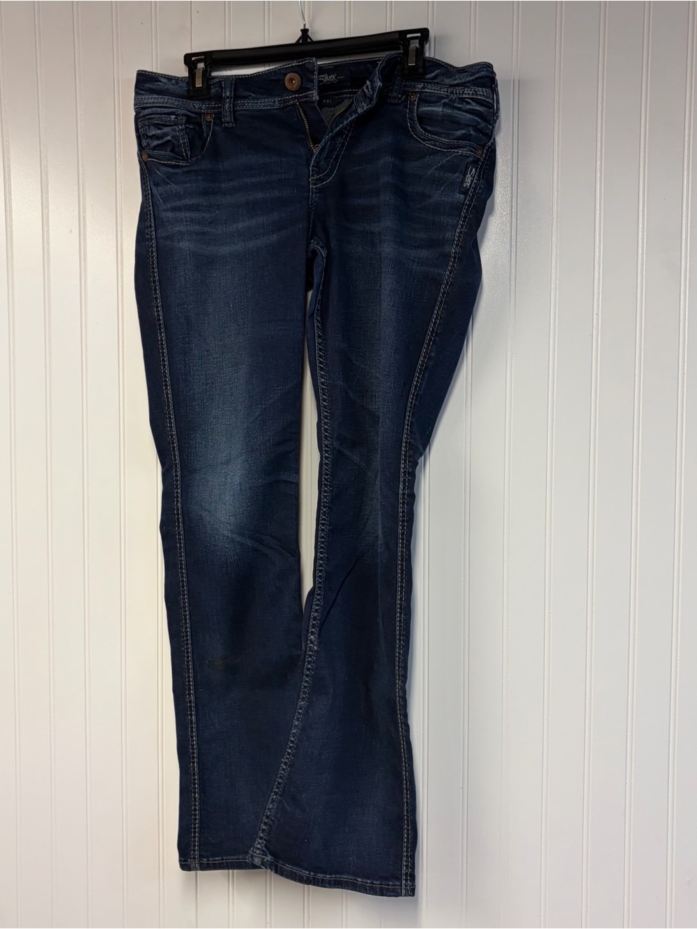 Silver Dark Wash Women’s Jeans - Suki Slim Bootcut 31” x 31”
